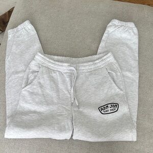 Ron Jon surf shop light grey sweatpants fits smaller